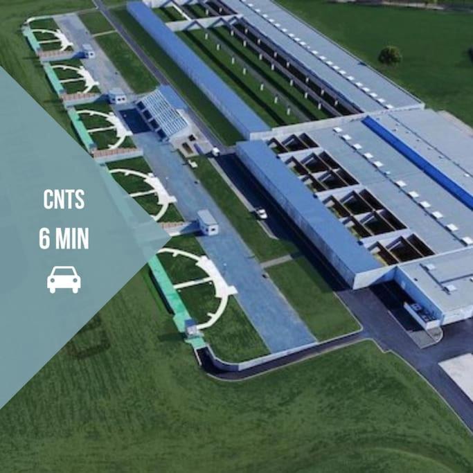 Le Paisible • Garage Privatif • Traversant • Calme Châteauroux المظهر الخارجي الصورة