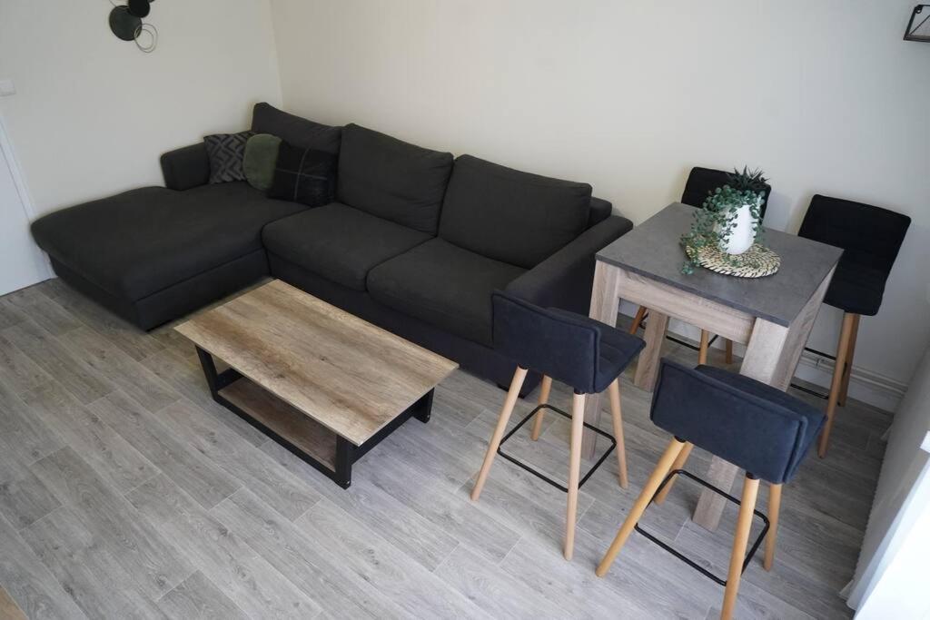 Le Paisible • Garage Privatif • Traversant • Calme Châteauroux المظهر الخارجي الصورة